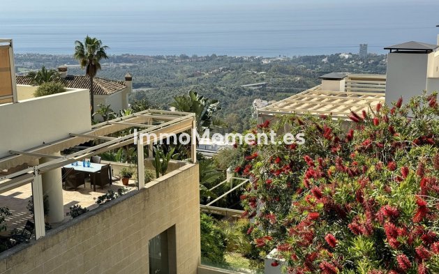 Wiederverkauf - Wohnung - Marbella - Altos de los Monteros