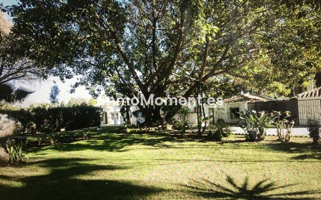 Wiederverkauf - Freistehende Villa - Marbella - Guadalmina Baja