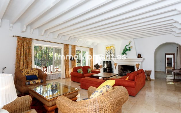Wiederverkauf - Freistehende Villa - Marbella - Guadalmina Baja