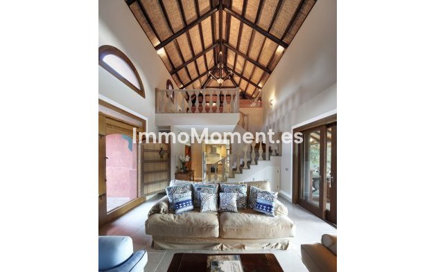 Resale - Villa - Benahavís - Benahavís Centro