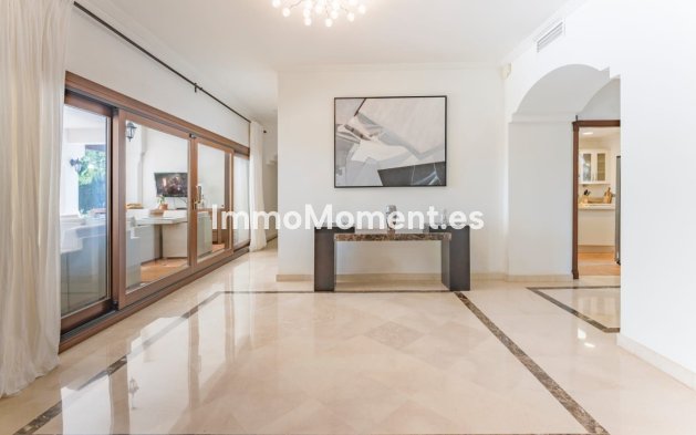 Revente - Villa - Marbella - Nueva Andalucía