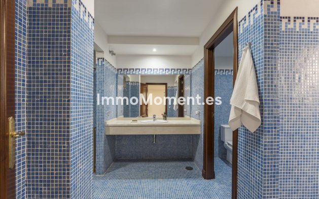 Revente - Villa - Marbella - Nueva Andalucía