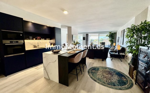 Resale - Apartment - Benahavís - La Quinta