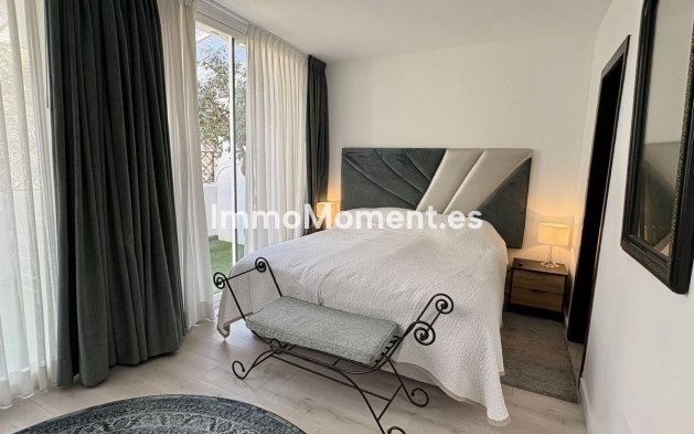 Resale - Apartment - Benahavís - La Quinta