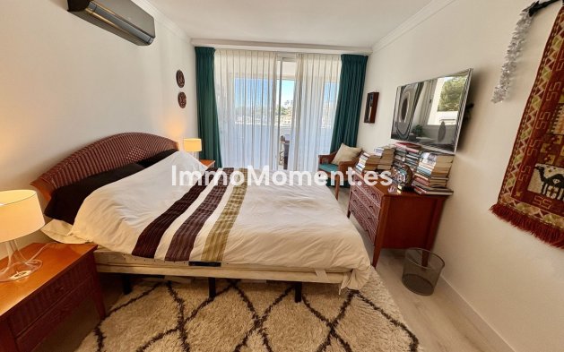 Resale - Apartment - Benahavís - La Quinta