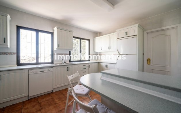 Wiederverkauf - Wohnung - Marbella - Nueva Andalucía