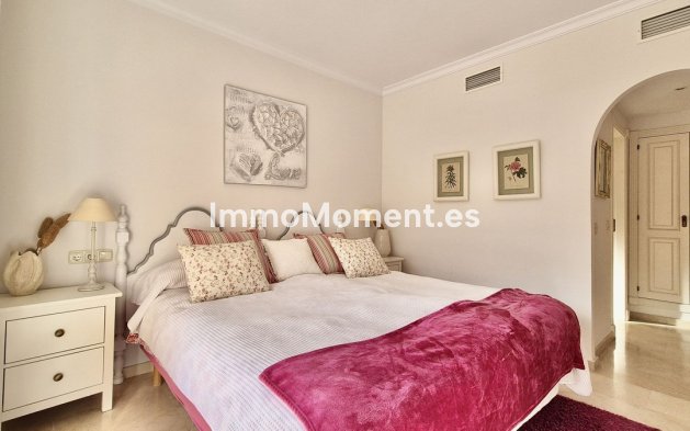 Revente - Appartement - Marbella - Nueva Andalucía