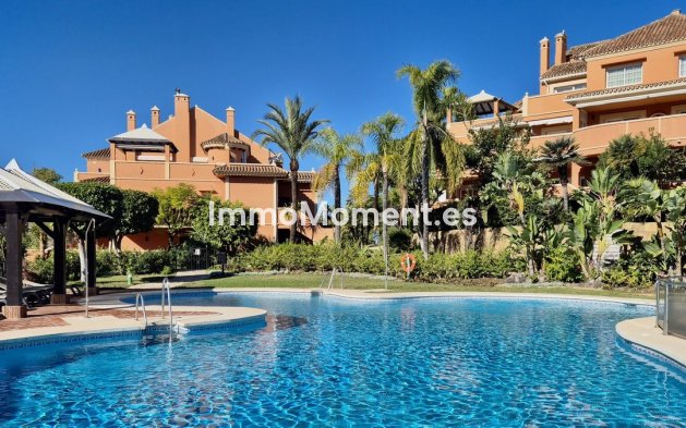 Revente - Appartement - Marbella - Nueva Andalucía