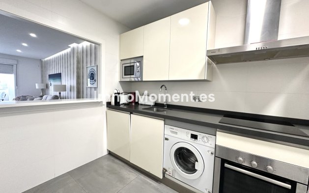 Wiederverkauf - Wohnung - Marbella - Nueva Andalucía