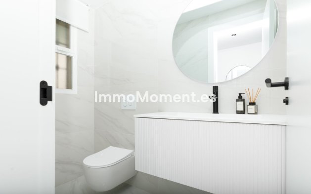 Resale - Apartment - Benahavís - La Quinta