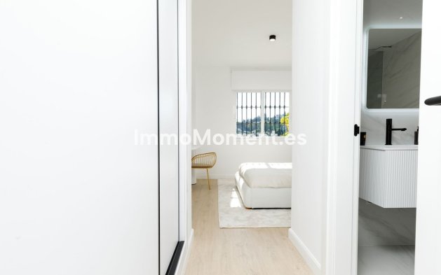 Resale - Apartment - Benahavís - La Quinta