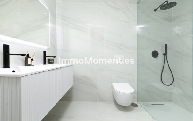 Resale - Apartment - Benahavís - La Quinta