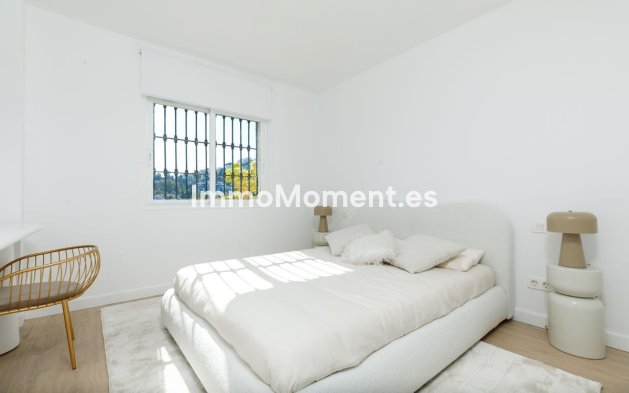 Resale - Apartment - Benahavís - La Quinta