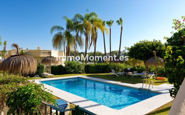 Resale - Apartment - Benahavís - La Quinta