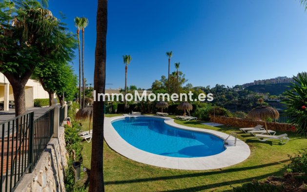 Resale - Apartment - Benahavís - La Quinta