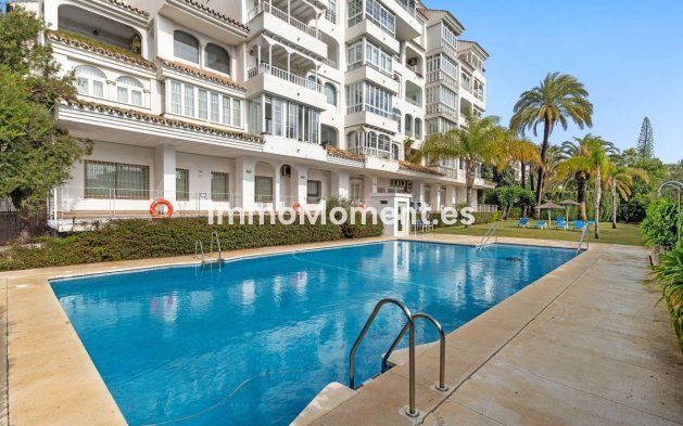 Wiederverkauf - Wohnung - Marbella - Puerto Banús