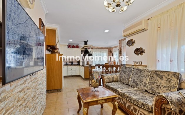 Resale - Villa - Mijas - Mijas Centro