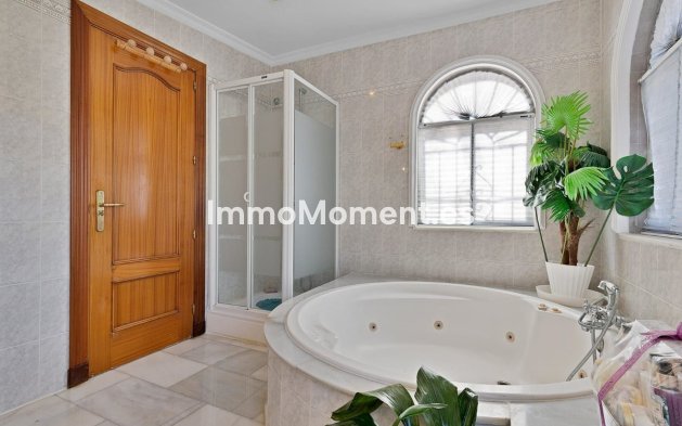 Resale - Villa - Mijas - Mijas Centro