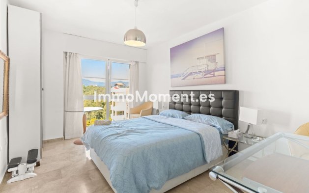 Wiederverkauf - Wohnung - Estepona  - Atalaya