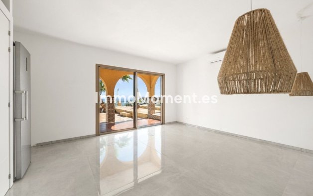 Revente - Villa - Estepona  - Estepona Centro