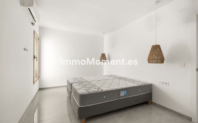 Revente - Villa - Estepona  - Estepona Centro