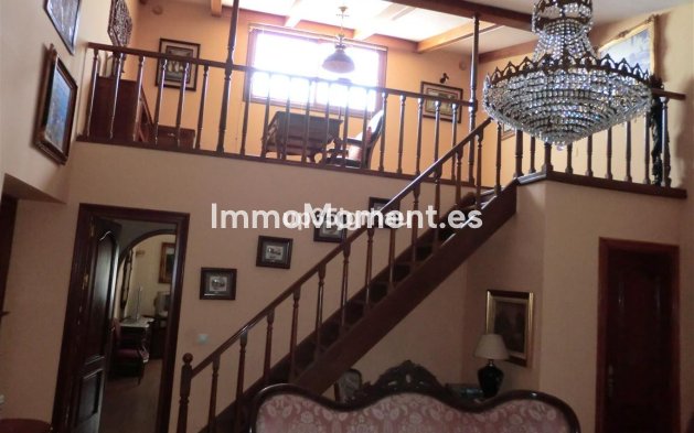 Wiederverkauf - Villa - Estepona  - Estepona Centro