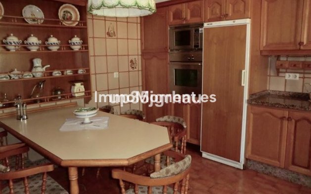 Wiederverkauf - Villa - Estepona  - Estepona Centro