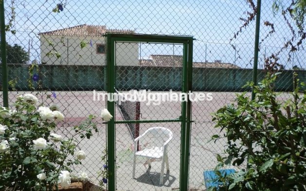 Wiederverkauf - Villa - Estepona  - Estepona Centro