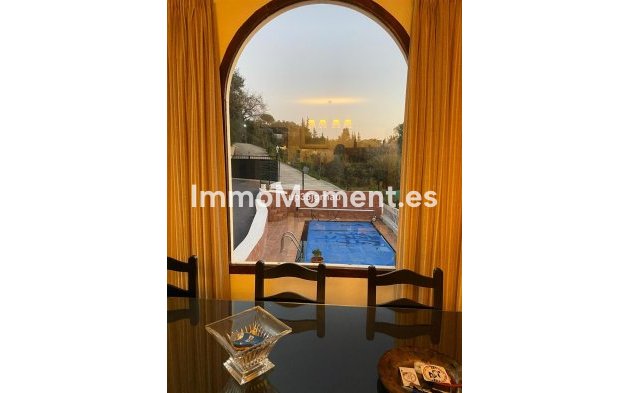 Bestaande woning - Villa - Estepona  - Estepona Centro