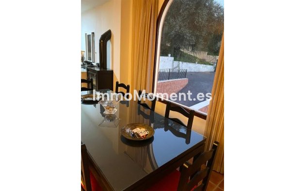 Bestaande woning - Villa - Estepona  - Estepona Centro