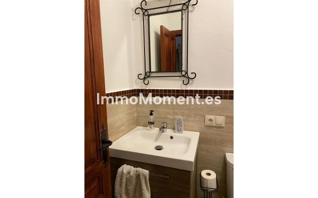 Bestaande woning - Villa - Estepona  - Estepona Centro