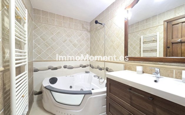 Wiederverkauf - Reihenhaus - Estepona  - Estepona Centro