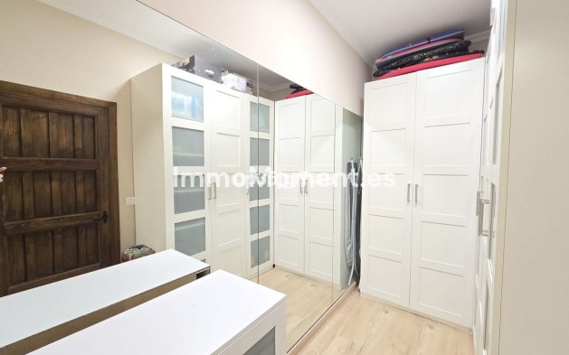 Wiederverkauf - Reihenhaus - Estepona  - Estepona Centro