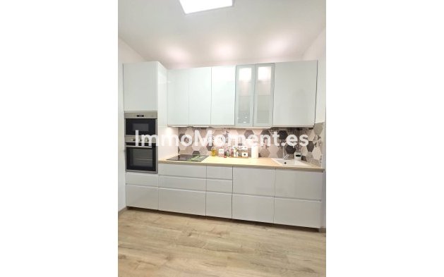 Wiederverkauf - Reihenhaus - Estepona  - Estepona Centro