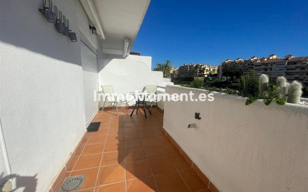 Revente - Appartement - Estepona  - Selwo