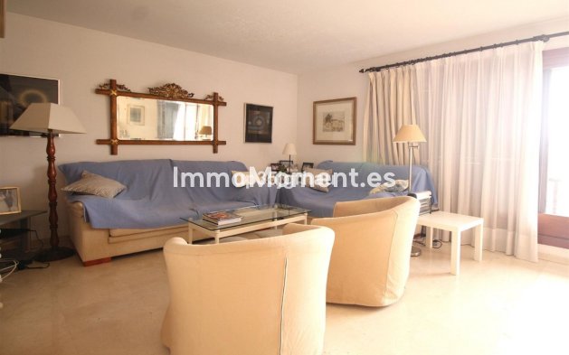 Wiederverkauf - Wohnung - Estepona  - Estepona Centro