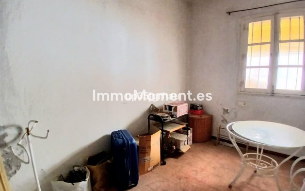 Wiederverkauf - Villa - Estepona  - Estepona Centro