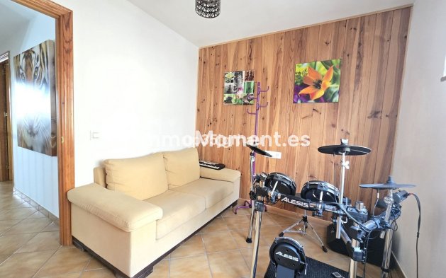 Wiederverkauf - Reihenhaus - Estepona  - Cancelada