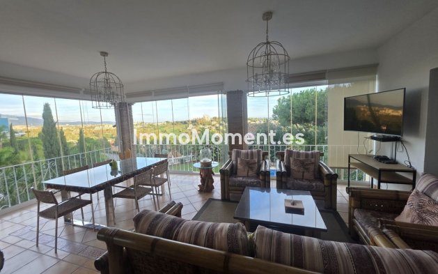 Reventa - Villa independiente - Estepona  - New Golden Mile