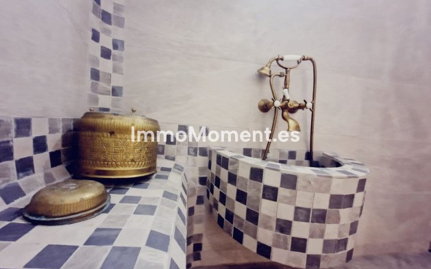 Reventa - Villa independiente - Estepona  - New Golden Mile
