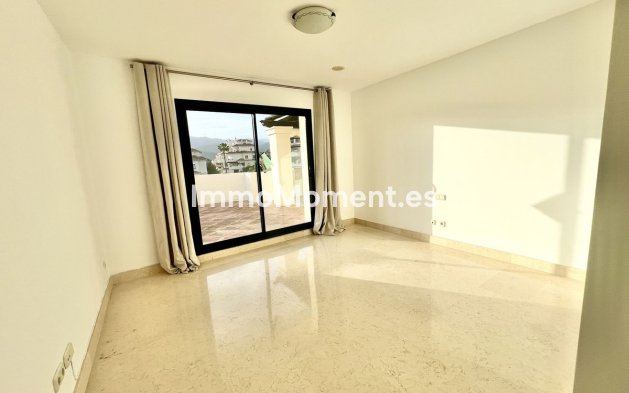 Reventa - Apartamento - Benahavís - Benahavís Centro