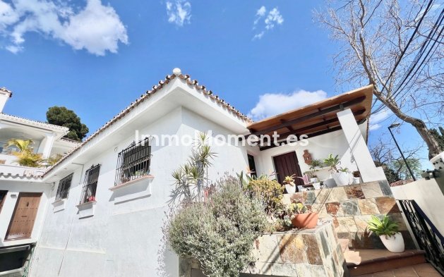 Resale - Villa - Marbella - Nueva Andalucía