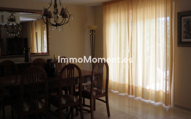 Revente - Maison mitoyenne - Estepona  - Estepona Centro