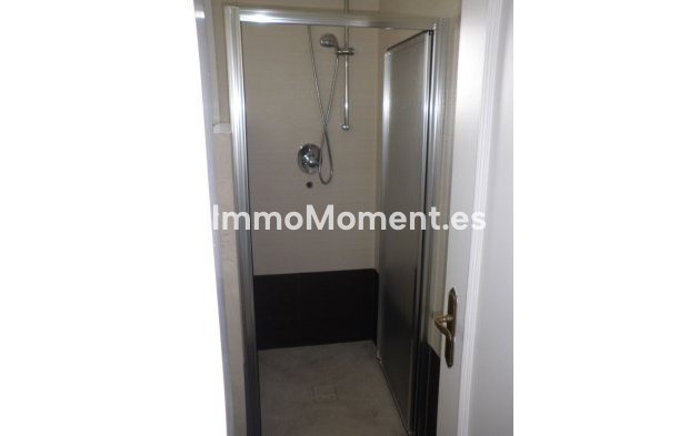 Revente - Maison mitoyenne - Estepona  - Estepona Centro