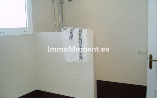 Revente - Maison mitoyenne - Estepona  - Estepona Centro