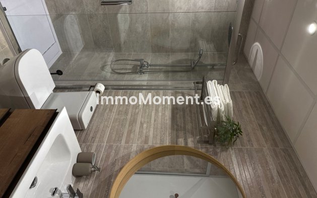 Wiederverkauf - Wohnung - Estepona  - Estepona Centro