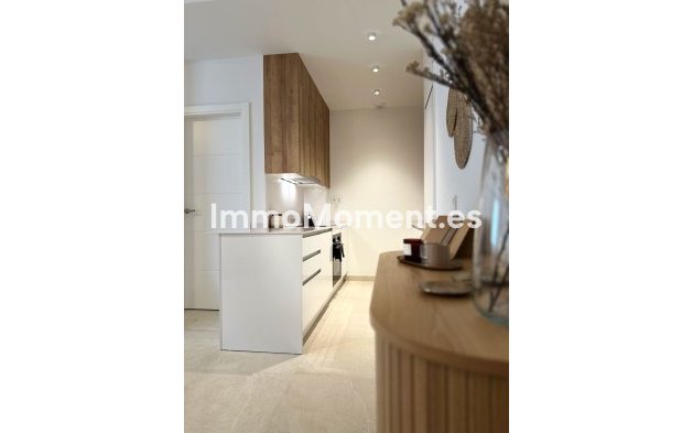 Wiederverkauf - Wohnung - Estepona  - Estepona Centro