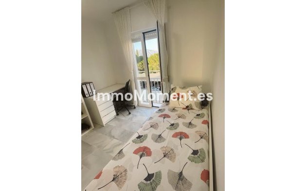 Wiederverkauf - Reihenhaus - Estepona  - Atalaya