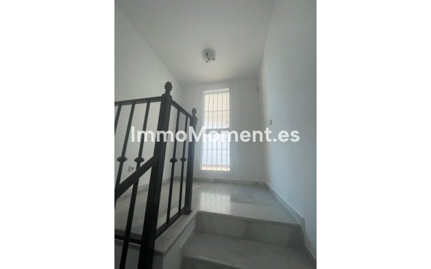 Wiederverkauf - Reihenhaus - Estepona  - Atalaya