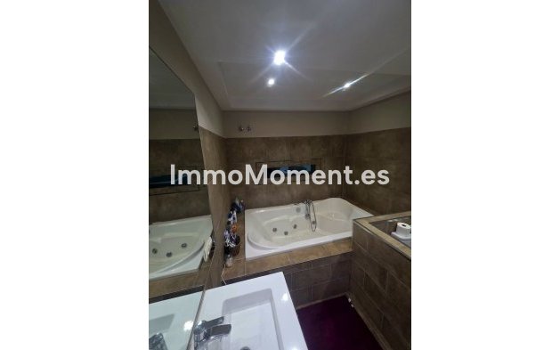 Revente - Villa - Estepona  - Estepona Centro